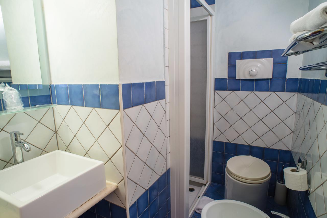 Hotel Villa Mare Altavilla Milicia Ruang foto