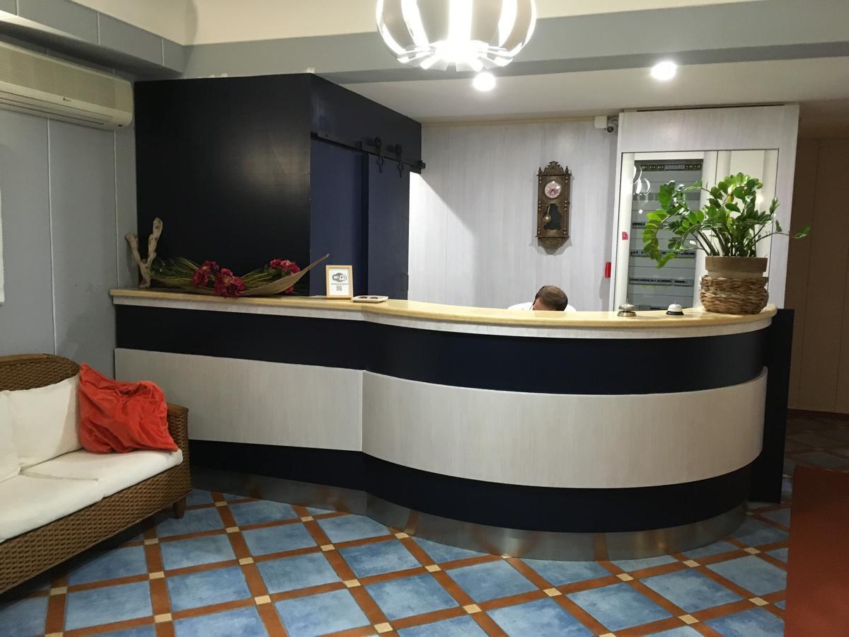 Hotel Villa Mare Altavilla Milicia Bagian luar foto