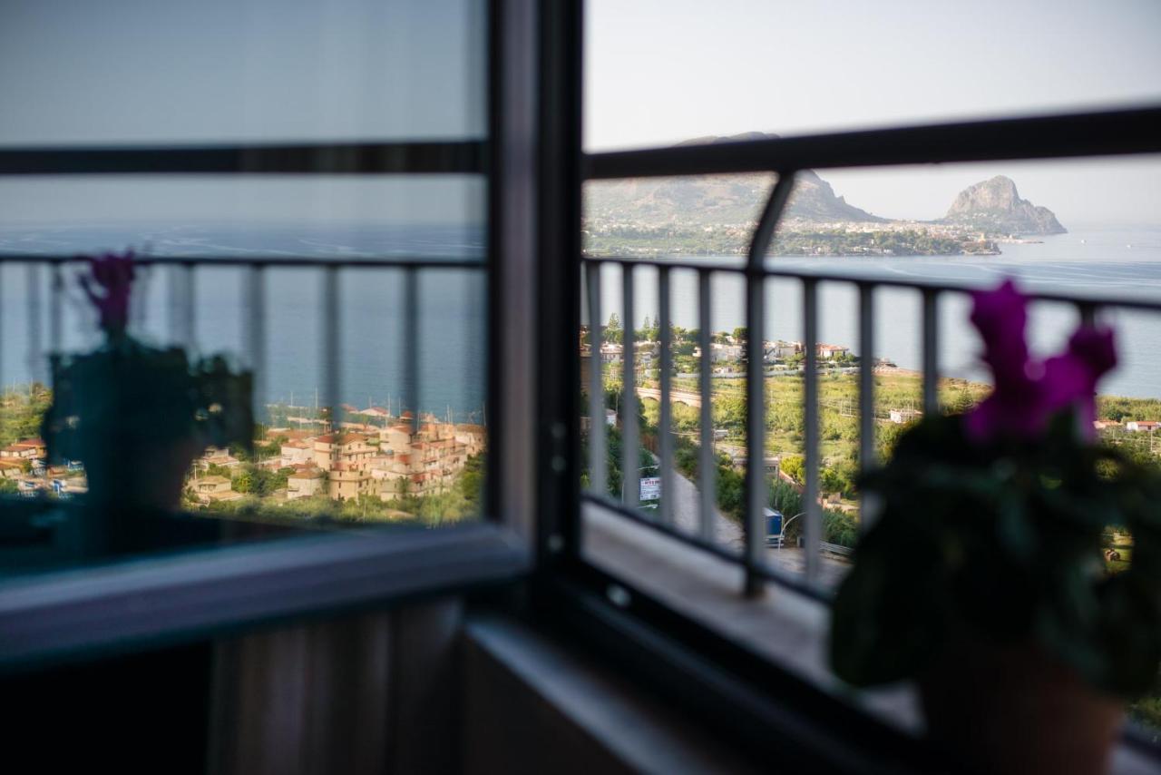Hotel Villa Mare Altavilla Milicia Bagian luar foto